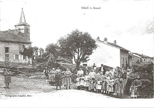 Place de la fontaine - Photos d'autrefois à Silly-sur-Nied